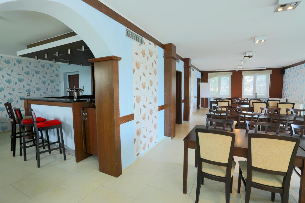 Hotel Brada Jicin Ngoại thất bức ảnh